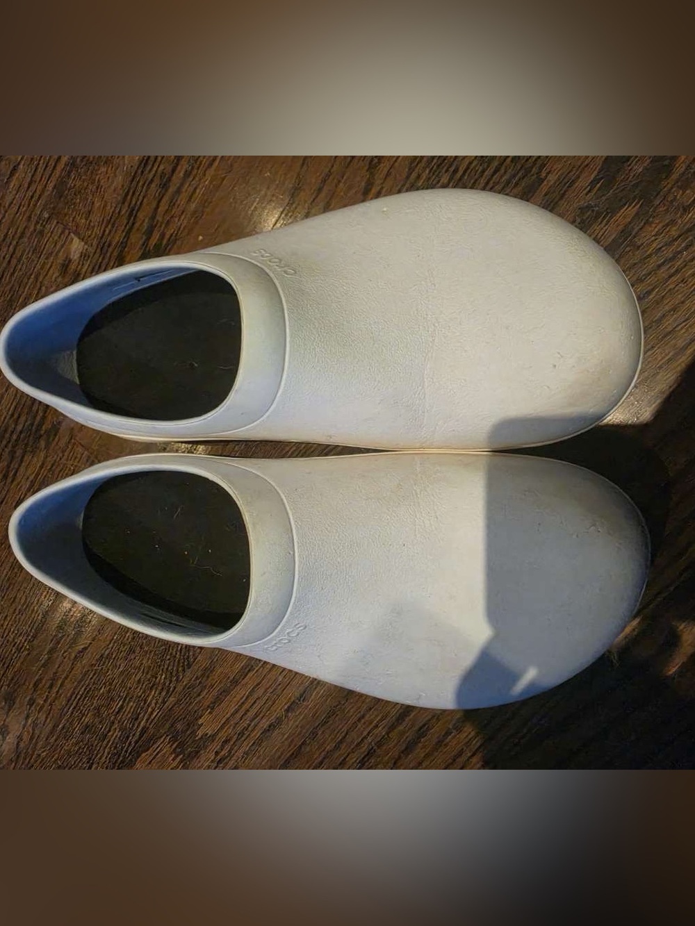 CROCS White Slip-On Non-slip nursing shoes